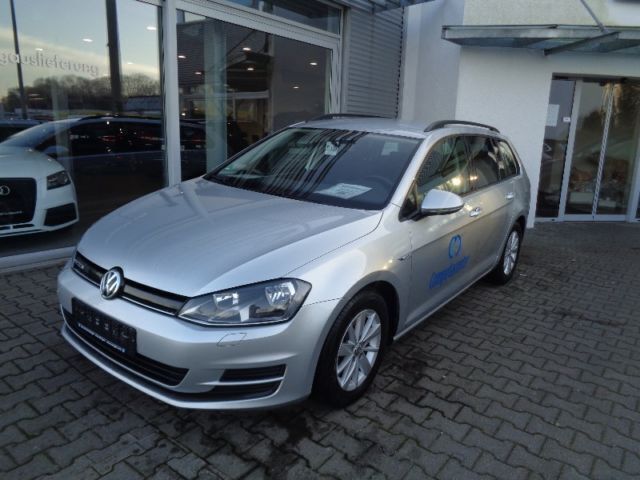 Gebraucht VW Golf VII Comfortline 110 PS (80 kW) 2014 Silber metallic Kombi