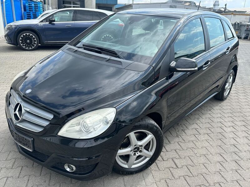 Schwarz Gebraucht 2010 Mercedes B170 Van / Kleinbus | 4.999 € (Fairer Preis) - Bild 1/4