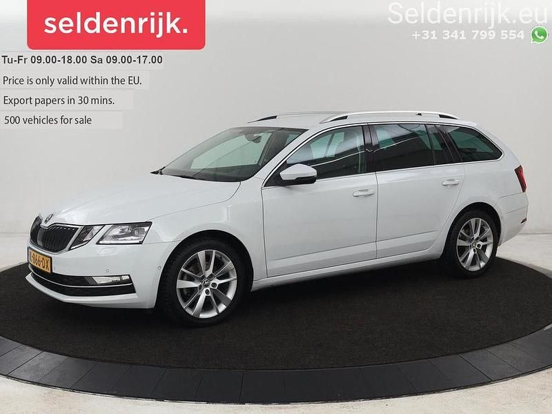 Weiß Gebraucht 2020 Skoda Octavia Business Line Limousine | 11.600 € (Fairer Preis) - Bild 1/4