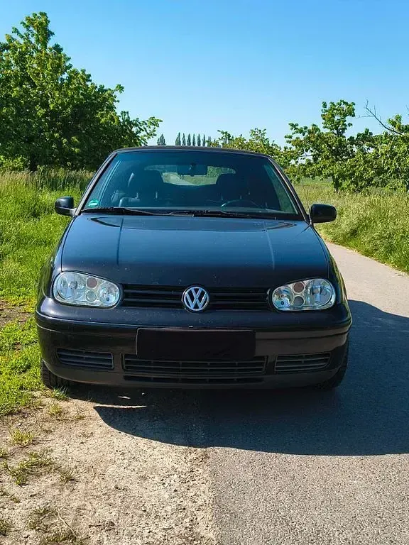 Gebraucht VW Golf Cabriolet Highline 116 PS (85 kW) 2002 Schwarz Cabrio