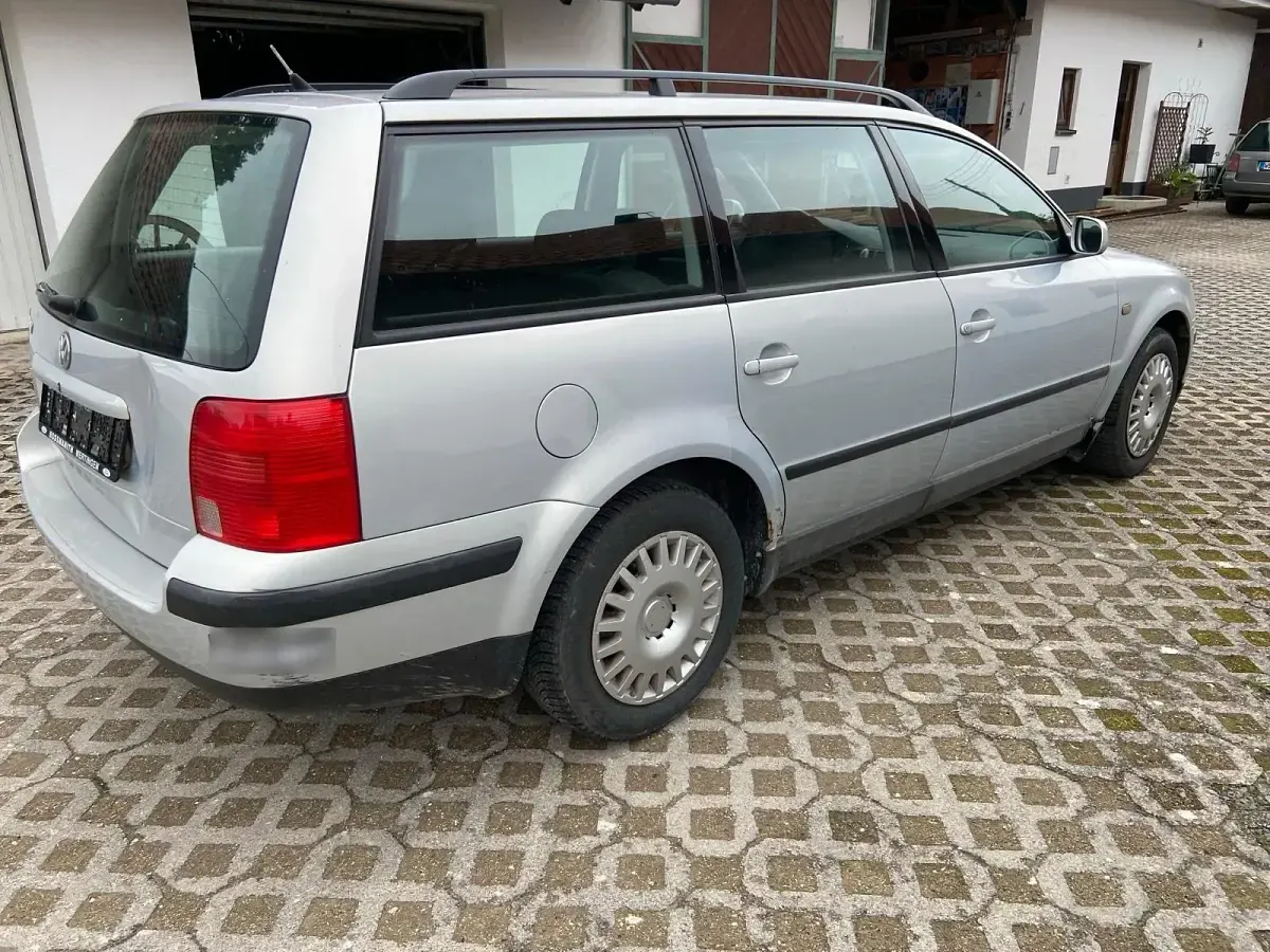 Gebraucht VW Passat 101 PS (74 kW) 1998 Kombi