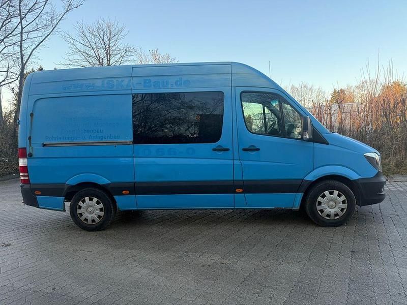 Blau Gebraucht 2016 Mercedes Sprinter Van | 11.899 € (Guter Preis) - Bild 1/4