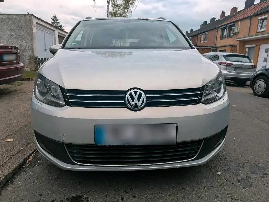 Gebraucht VW Touran 140 PS (102 kW) 2011 Grau Van / Kleinbus
