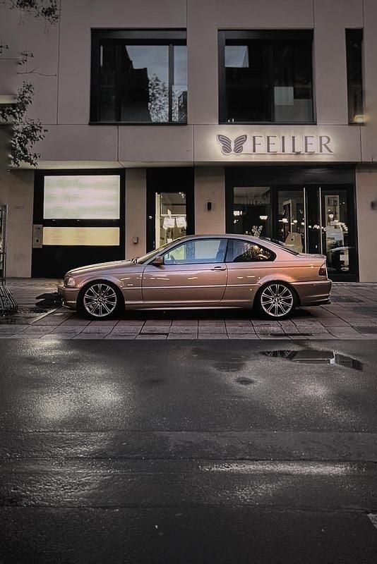Beige Gebraucht 1999 BMW 323 Coupé | 4.500 € (Guter Preis) - Bild 1/4