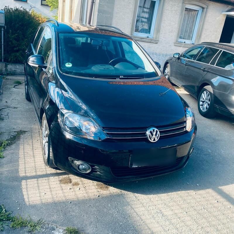 Schwarz Gebraucht 2010 VW Golf VI Kleinwagen | 4.000 € (Guter Preis) - Bild 1/4