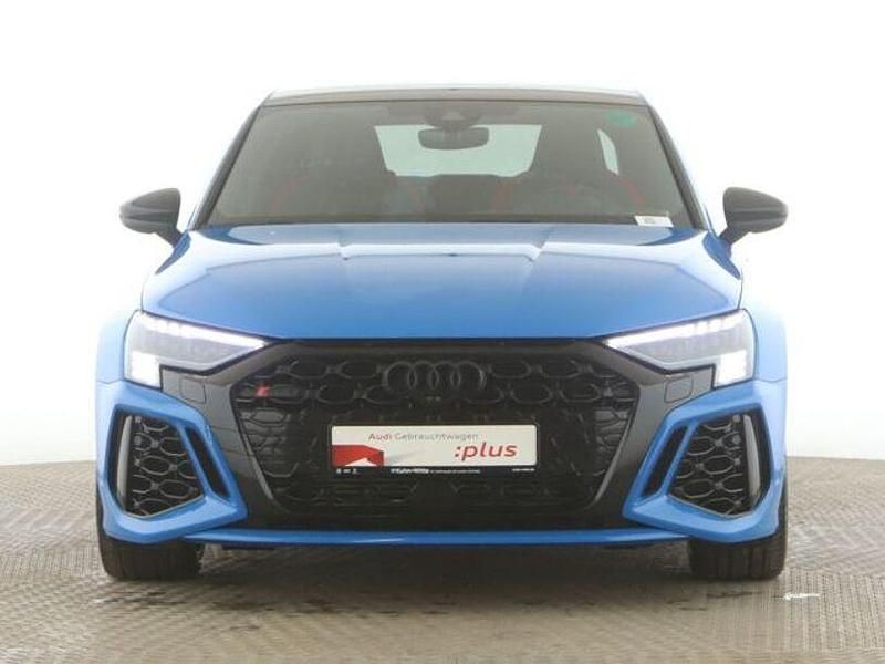 Gebraucht Audi RS3 Ambiente 400 PS (294 kW) 2022 Turboblau Limousine