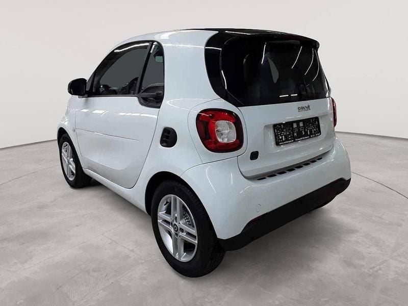 Gebraucht Smart ForTwo Coupé 60 kW (82 PS) 2022 Tridion sicherheitszelle in weiß Coupé
