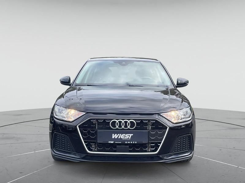 Mythosschwarz metallic Gebraucht 2019 Audi A1 Sportback Advanced Plus Kleinwagen | 17.450 € (Fairer Preis) - Bild 1/4