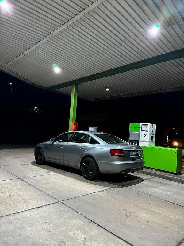 Silber Gebraucht 2006 Audi A6 Limousine | 3.800 € (Guter Preis) - Bild 1/4