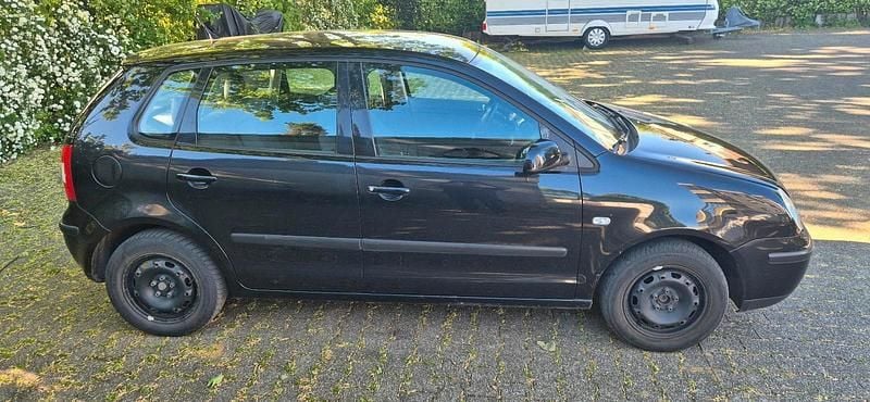 Używany VW Polo 64 KM (47 kW) 2002 Czarny Hatchback