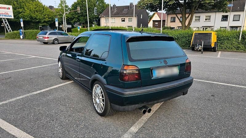 Gebraucht VW Golf 174 PS (127 kW) 1995 Grün Coupé