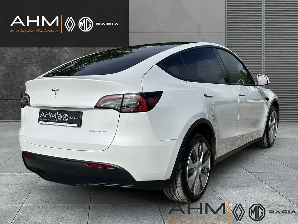 Gebraucht Tesla Model Y 344 kW (468 PS) 2023 Weiß SUV