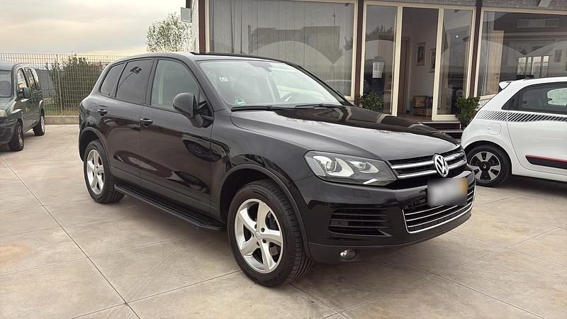 Second-hand VW Touareg 2013 Negru SUV