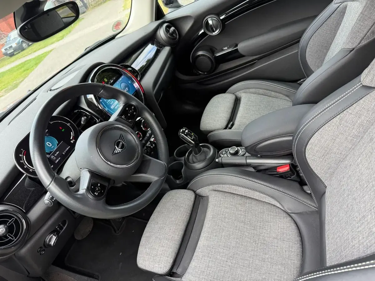 Gebraucht Mini Cooper Coupé Classic 136 PS (100 kW) 2022 Grau Coupé