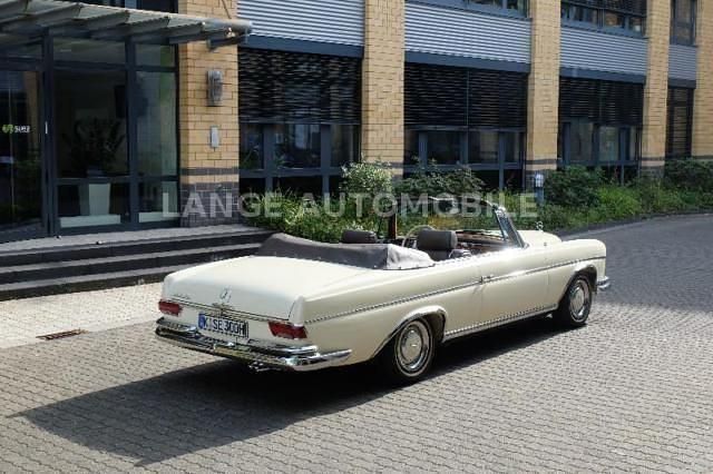 Gebraucht Mercedes W112 SE 170 PS (125 kW) 1966 Andere farbe Cabrio