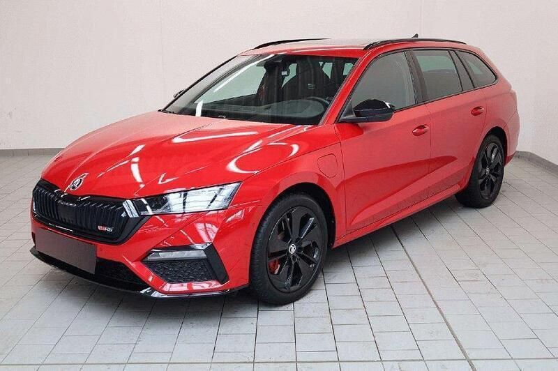 Velvet rot metallic Gebraucht 2021 Skoda Octavia First Edition Kombi | 28.790 € (Etwas zu teuer) - Bild 1/2