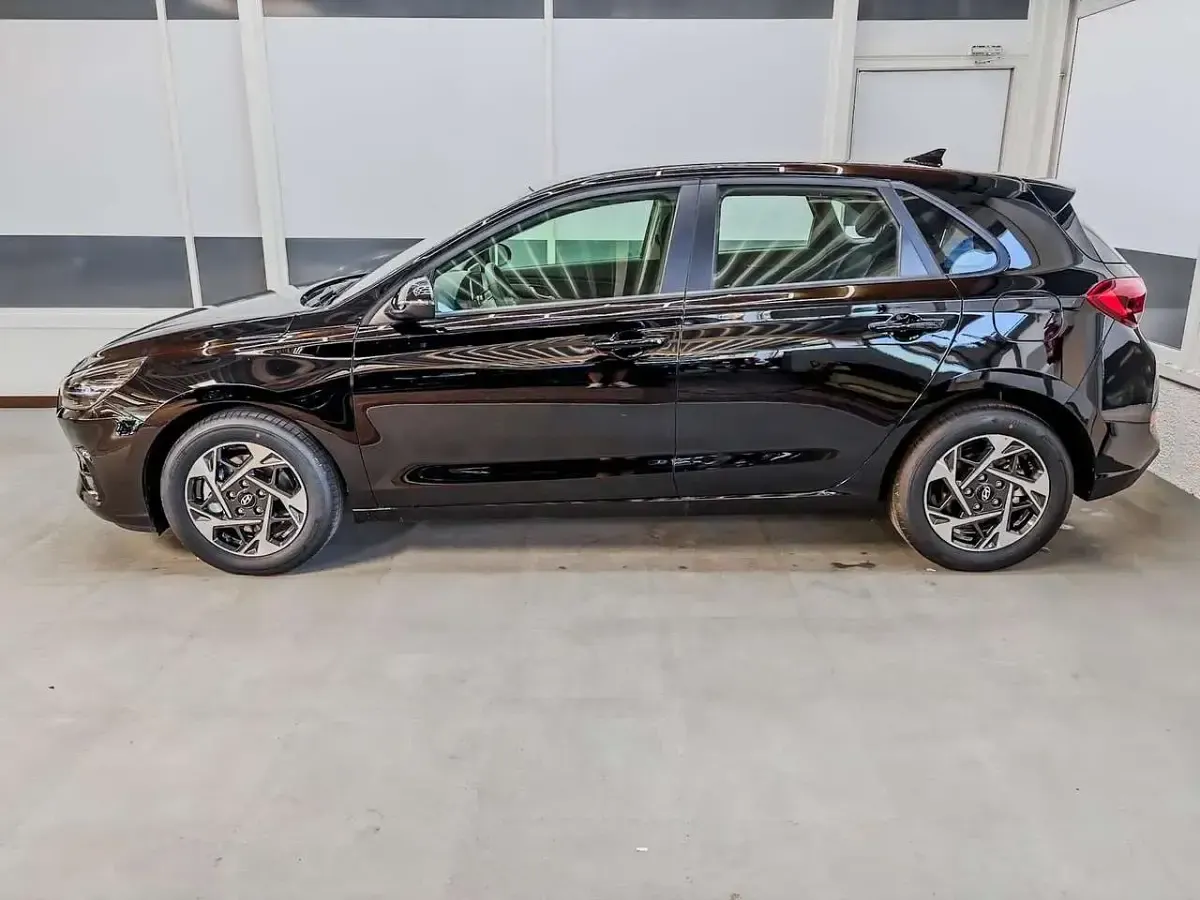 Neu Hyundai i30 Style 150 PS (110 kW) 2026 Abyss black a2b Limousine