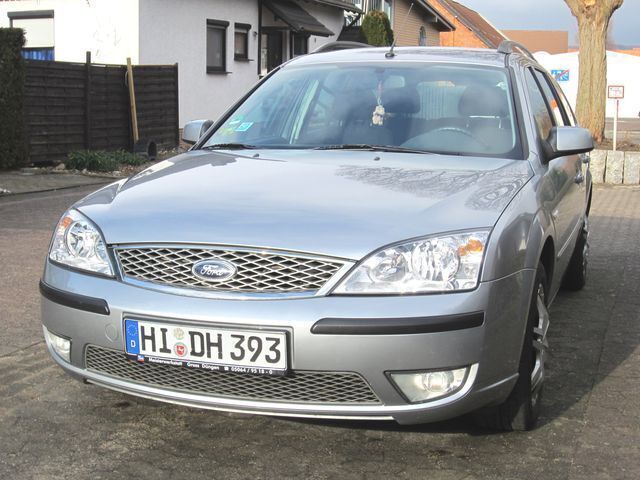 Gebraucht Ford Mondeo 125 PS (91 kW) 2007 Silber metallic Kombi