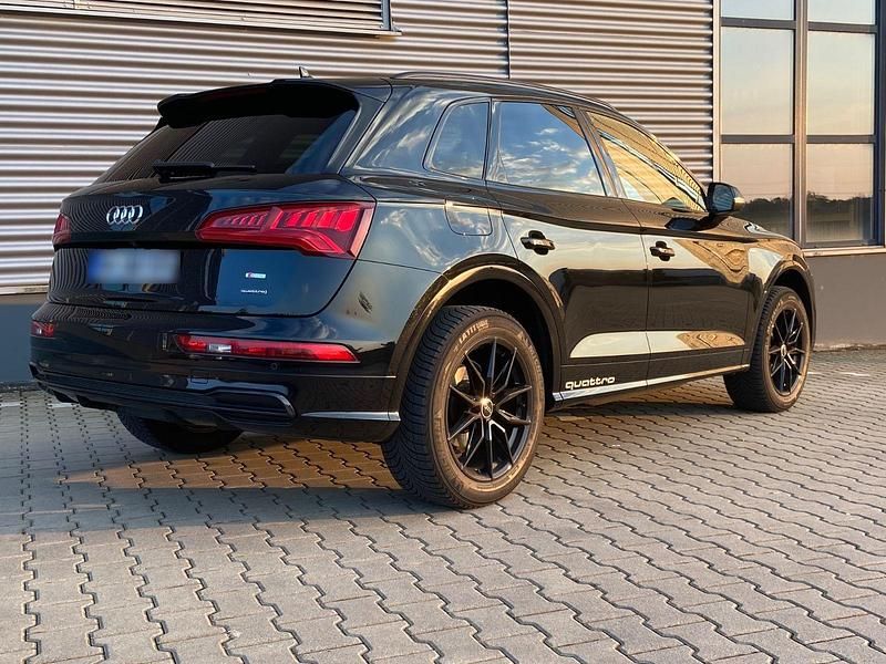 Gebraucht Audi Q5 S-Line 190 PS (139 kW) 2018 Schwarz SUV
