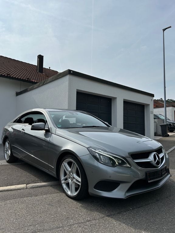 Grau Gebraucht 2014 Mercedes E350 AMG Coupé | 15.499 € (Superpreis) - Bild 1/4
