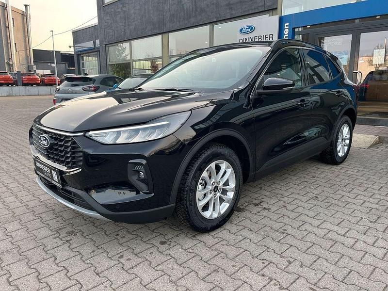 Neu Ford Kuga Titanium 150 PS (110 kW) 2026 Schwarz (metallic) SUV