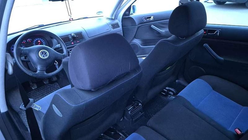 Gebraucht VW Golf III Highline 125 PS (91 kW) 1998 Grau Limousine