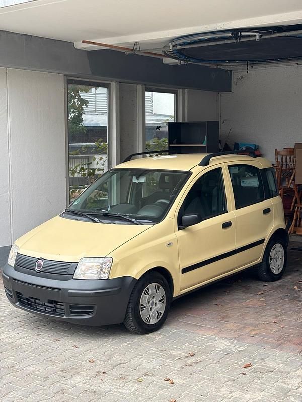Gelb Gebraucht 2009 Fiat Panda Kleinwagen | 1.850 € (Guter Preis) - Bild 1/4