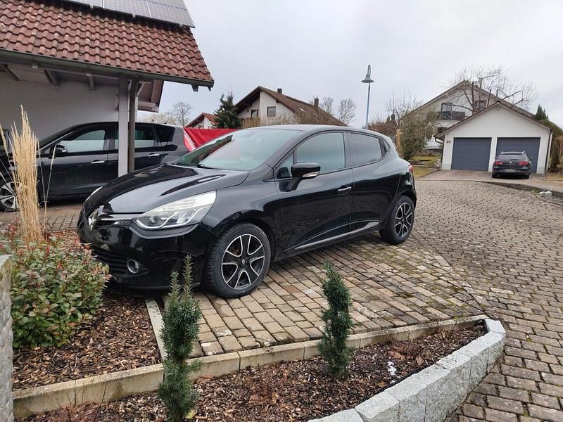 Gebraucht Renault Clio IV Initiale Paris 90 PS (66 kW) 2014 Schwarz Kleinwagen