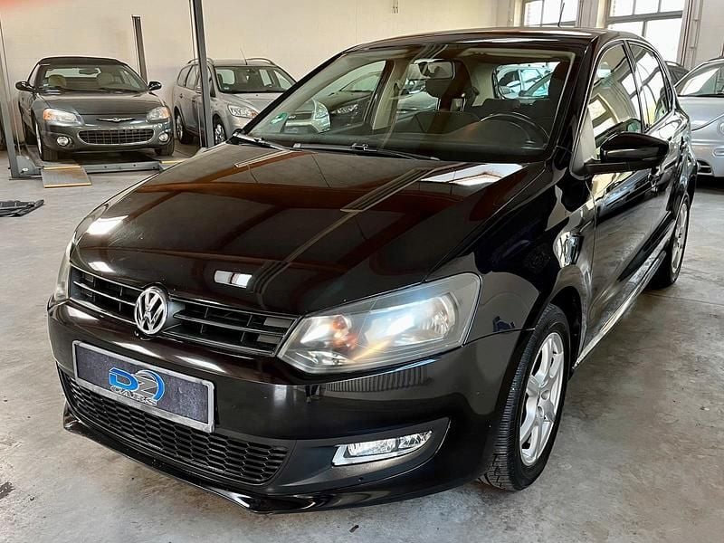 Second-hand VW Polo Black Edition 86 CP (63 kW) 2011 Negru Hatchback
