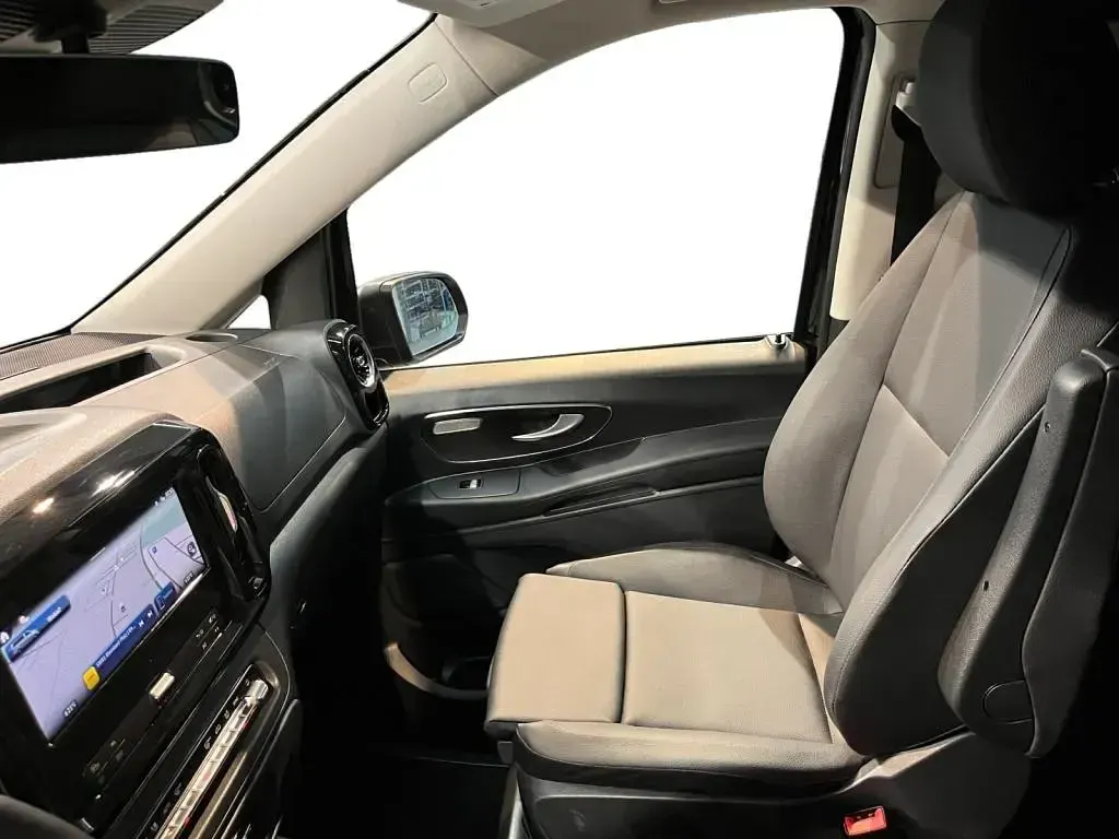 Usata Mercedes Vito 237 CV (174 kW) 2025 Nero Furgone
