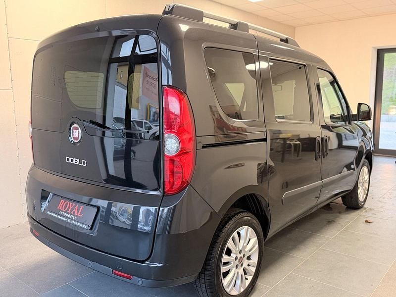 Gebraucht Fiat Doblò 120 PS (88 kW) 2014 Grau Van / Kleinbus