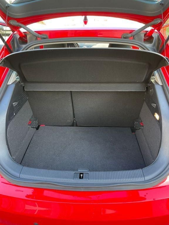 Second-hand Audi A1 Attraction 86 CP (63 kW) 2012 Roșu Hatchback