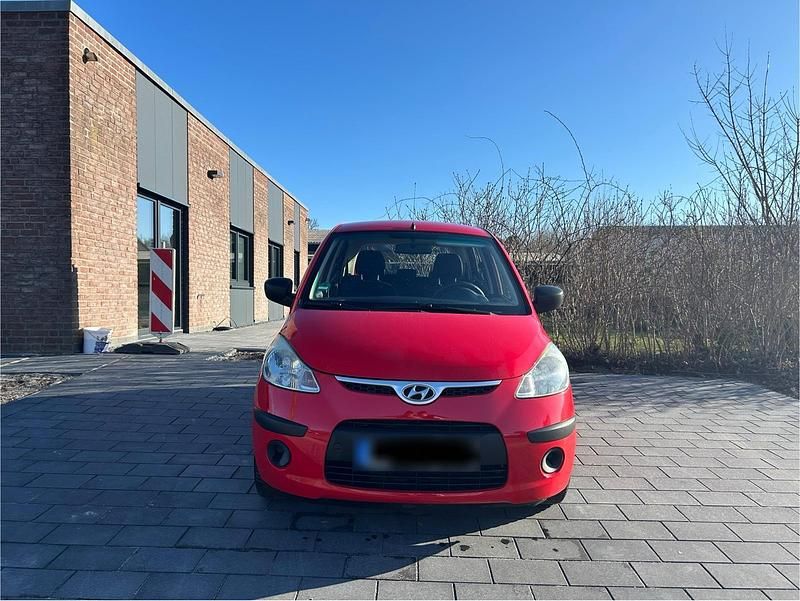 Gebraucht Hyundai i10 67 PS (49 kW) 2009 Rot Kleinwagen