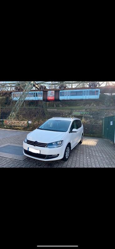 Weiß Gebraucht 2014 VW Sharan Van / Kleinbus | 9.700 € (Superpreis) - Bild 1/4