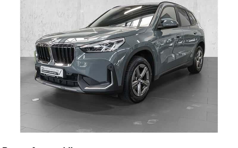 Grün Gebraucht 2023 BMW X1 Advantage SUV | 37.430 € (Fairer Preis) - Bild 1/4