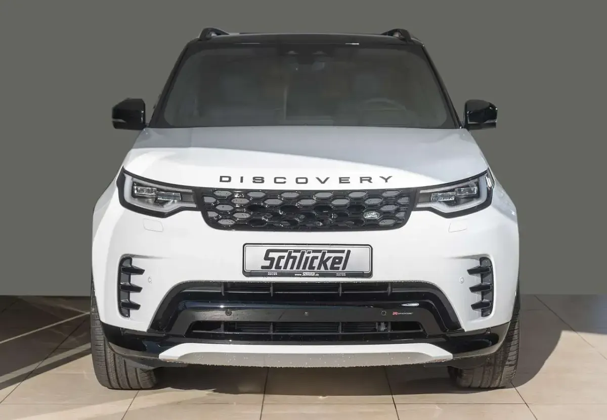 Gebraucht Land Rover Discovery SE Dynamic 249 PS (183 kW) 2023 Fuji white SUV