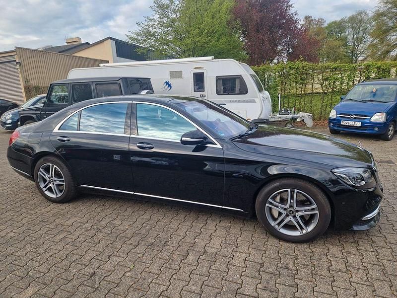 Gebraucht Mercedes S560 367 PS (269 kW) 2020 Schwarz Limousine