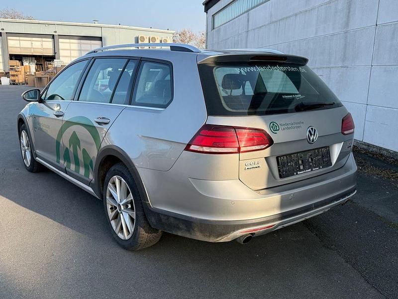 Gebraucht VW Golf Alltrack 179 PS (131 kW) 2018 Silber Kombi