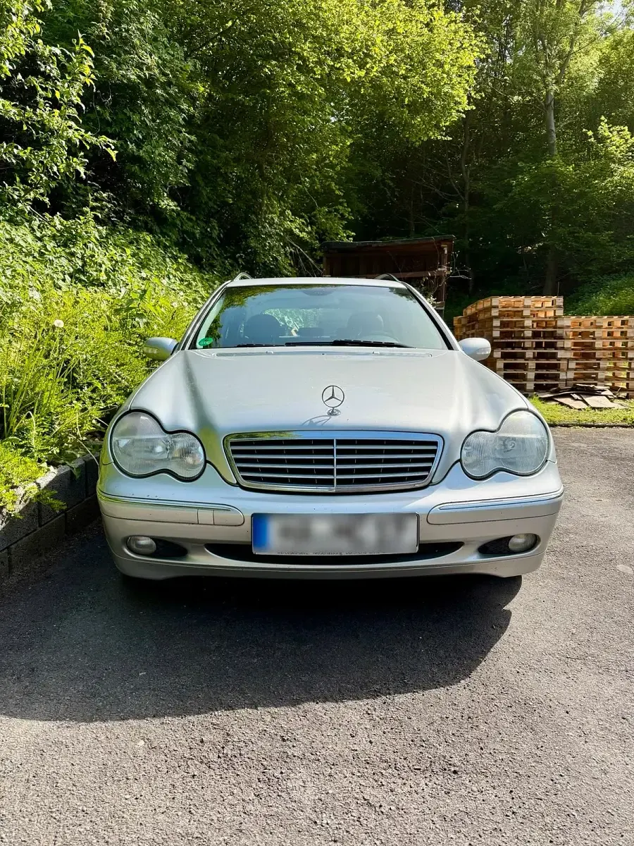 Gebraucht Mercedes C200 163 PS (119 kW) 2003 Silber Kombi