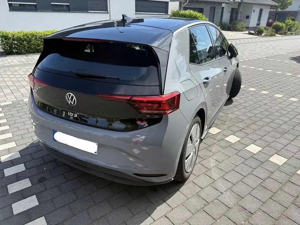 Gebraucht VW ID.3 Pro 150 kW (204 PS) 2024 Grau Kleinwagen