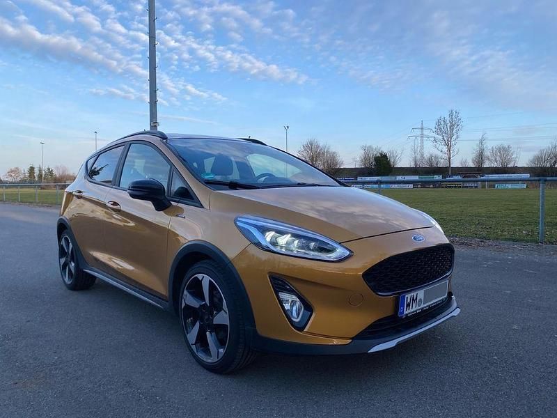 Gebraucht Ford Fiesta Active 125 PS (91 kW) 2018 Orange Kleinwagen