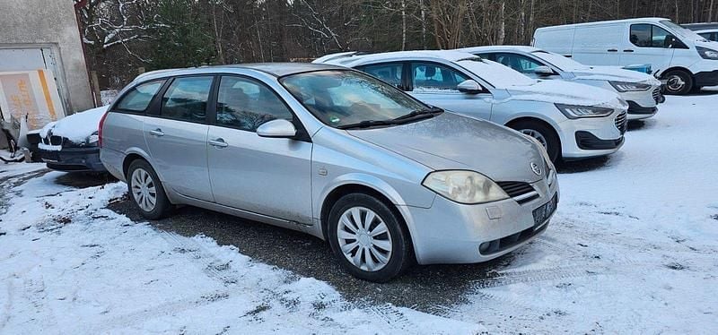 Silber Gebraucht 2002 Nissan Primera Kombi | 590 € (Superpreis) - Bild 1/4