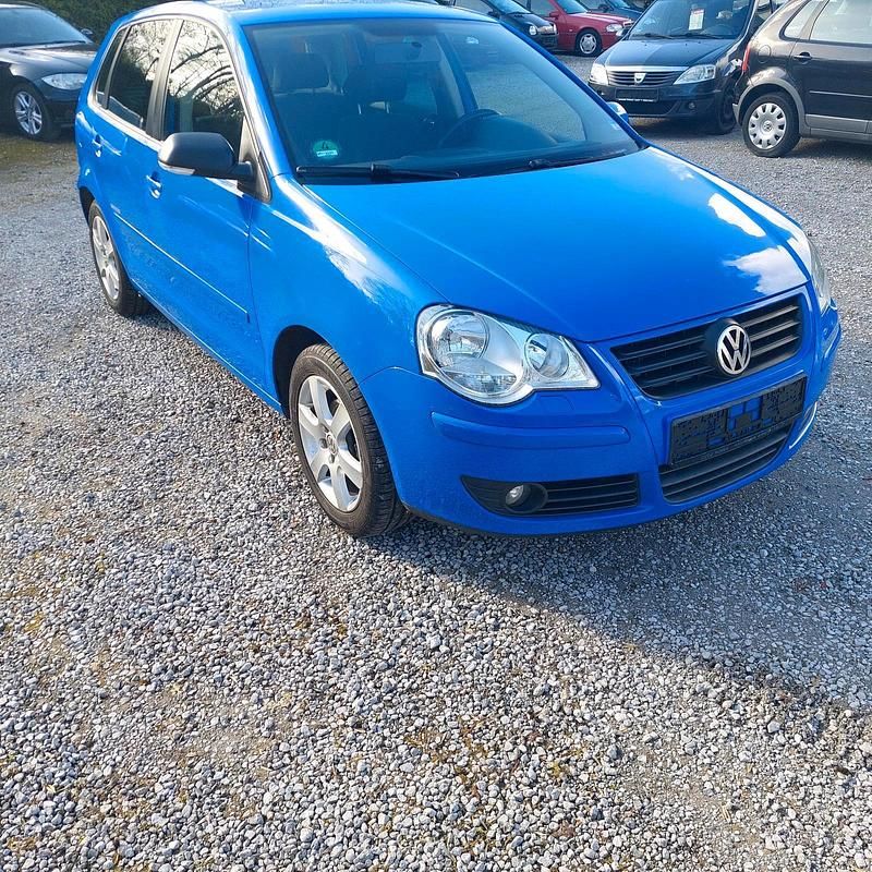 Gebraucht VW Polo 60 PS (44 kW) 2009 Blau Kleinwagen