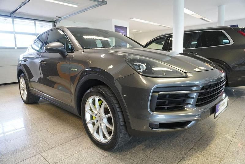 Second-hand Porsche Cayenne 462 CP (339 kW) 2022 Gri SUV