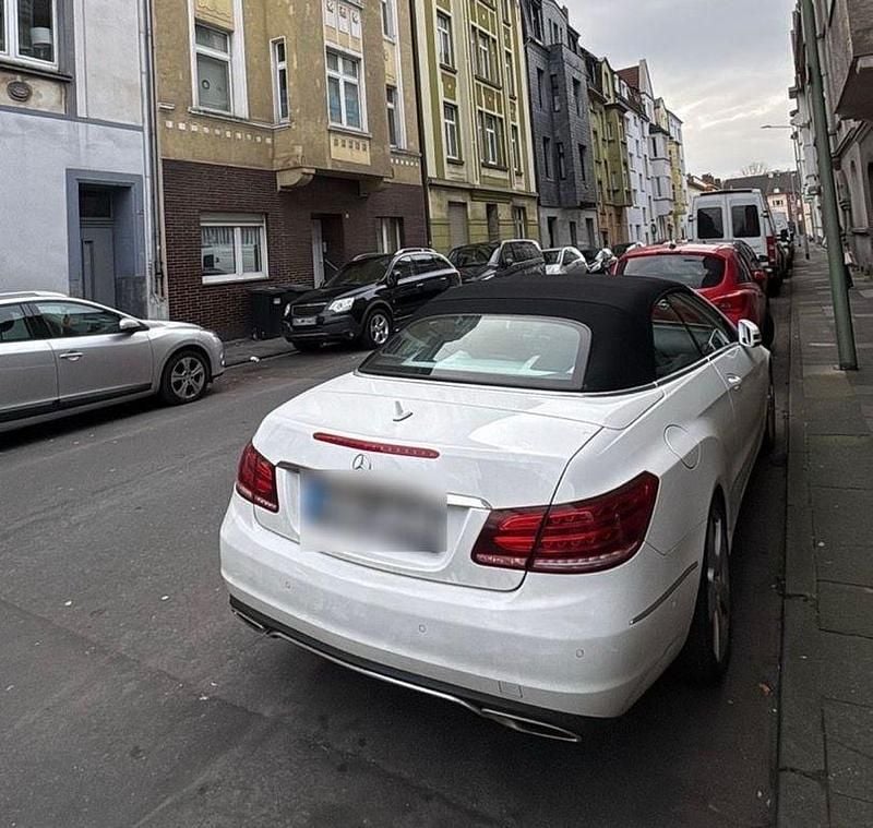 Gebraucht Mercedes E200 AMG 184 PS (135 kW) 2014 Weiß Cabrio