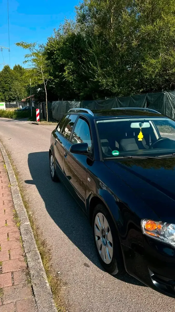 Gebraucht Audi A4 116 PS (85 kW) 2007 Schwarz Kombi