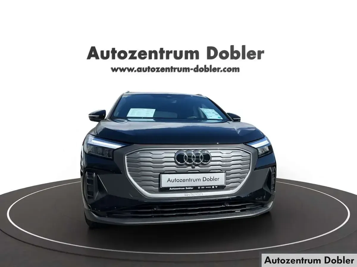 Second-hand Audi Q4 e-tron 150 kW (204 CP) 2023 Negru SUV