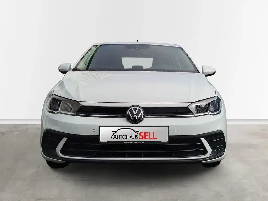 Gebraucht VW Polo Basis 80 PS (58 kW) 2022 Weiß Kleinwagen