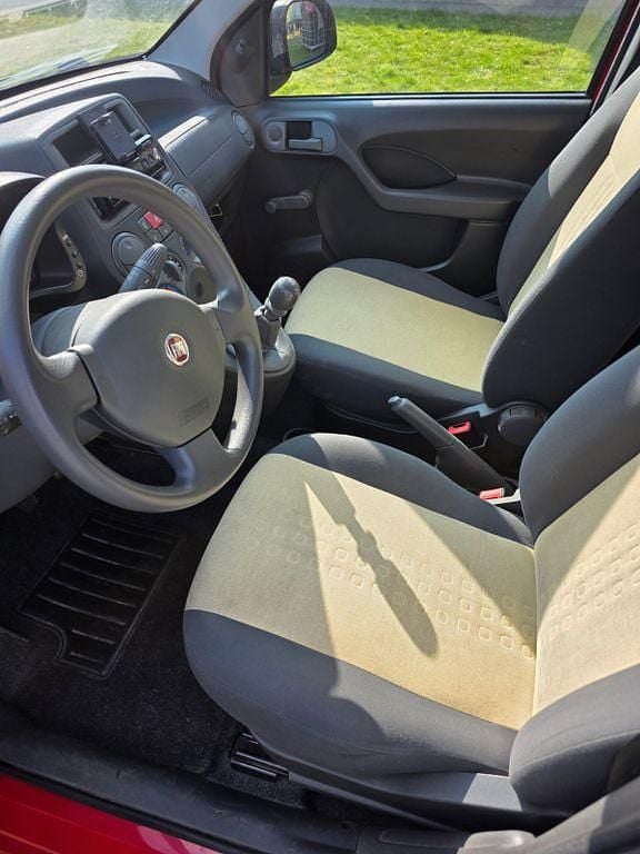 Gebraucht Fiat Panda 68 PS (50 kW) 2011 Rot Kleinwagen