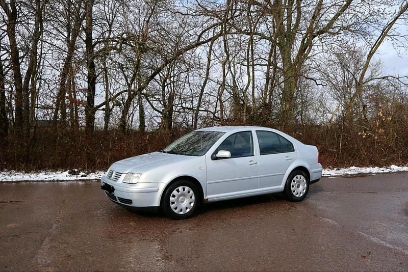 Gebraucht VW Bora 101 PS (74 kW) 1998 Silber Limousine